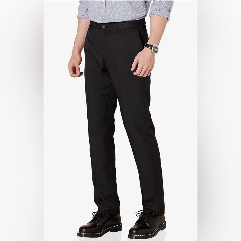 NWT Amazon Essentials Men's Slim-Fit Flat-Front Dress Pant